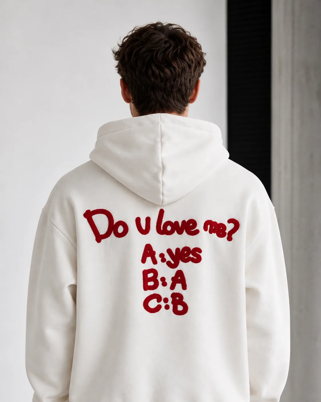 Pull love , vue de dos